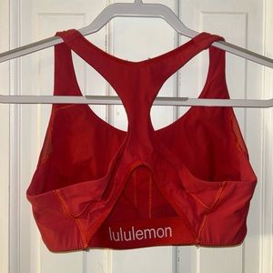 Lulu lemon sports bra